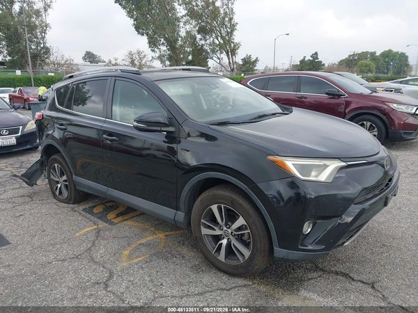 2018 TOYOTA RAV4 XLE — I1