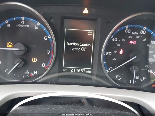 2018 TOYOTA RAV4 XLE — I7