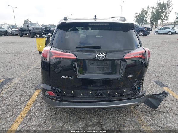 2018 TOYOTA RAV4 XLE — I119