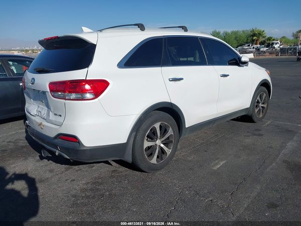 2017 KIA SORENTO — I4