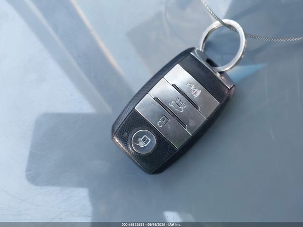 2017 KIA SORENTO 3.3L EX — I11