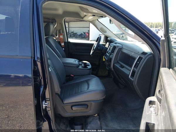 2017 RAM 1500 TRADESMAN  4X2 6'4 BOX — I5