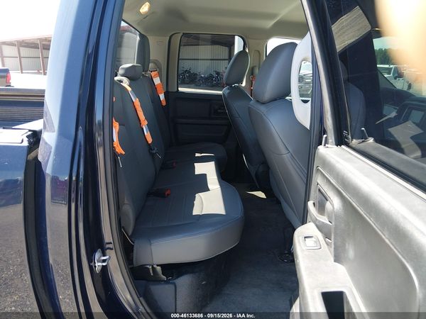 2017 RAM 1500 TRADESMAN  4X2 6'4 BOX — I8