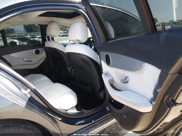 2015 MERCEDES-BENZ C 300 4MATIC — I8