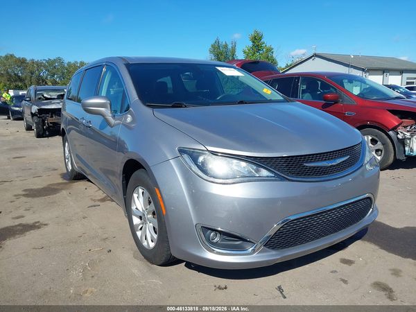 2018 CHRYSLER PACIFICA TOURING PLUS — I1