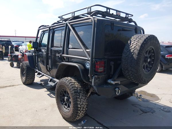 2017 JEEP WRANGLER UNLIMITED SAHARA 4X4 — I3