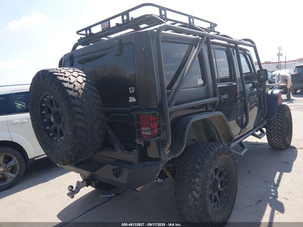 2017 JEEP WRANGLER UNLIMITED SAHARA 4X4 — I4