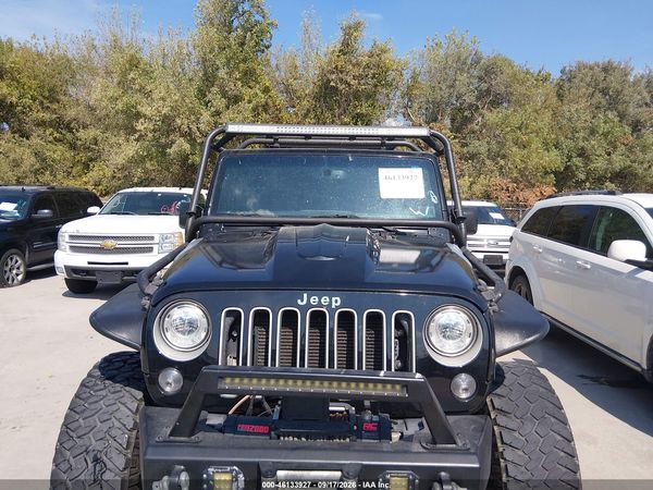 2017 JEEP WRANGLER UNLIMITED SAHARA 4X4 — I6