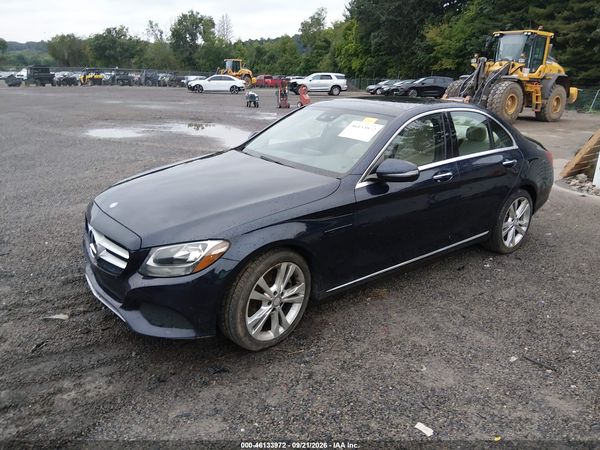 2016 MERCEDES-BENZ C 300 — I2