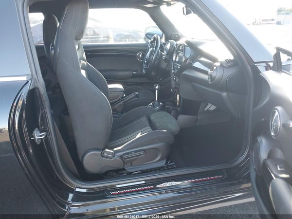 2017 MINI HARDTOP JOHN COOPER WORKS — I5
