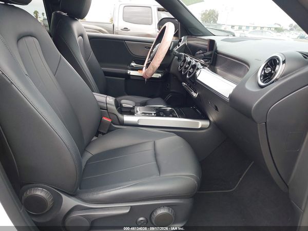 2022 MERCEDES-BENZ GLB 250 GLB250 — I5
