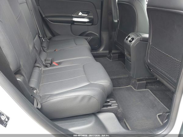 2022 MERCEDES-BENZ GLB 250 GLB250 — I8