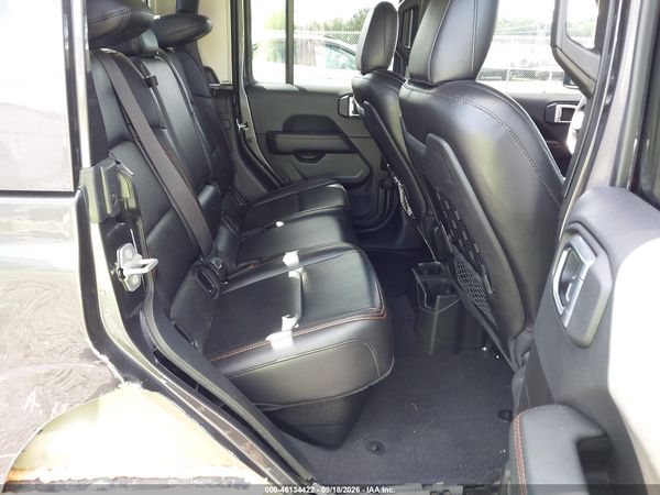 2022 JEEP GLADIATOR MOJAVE 4X4 — I8