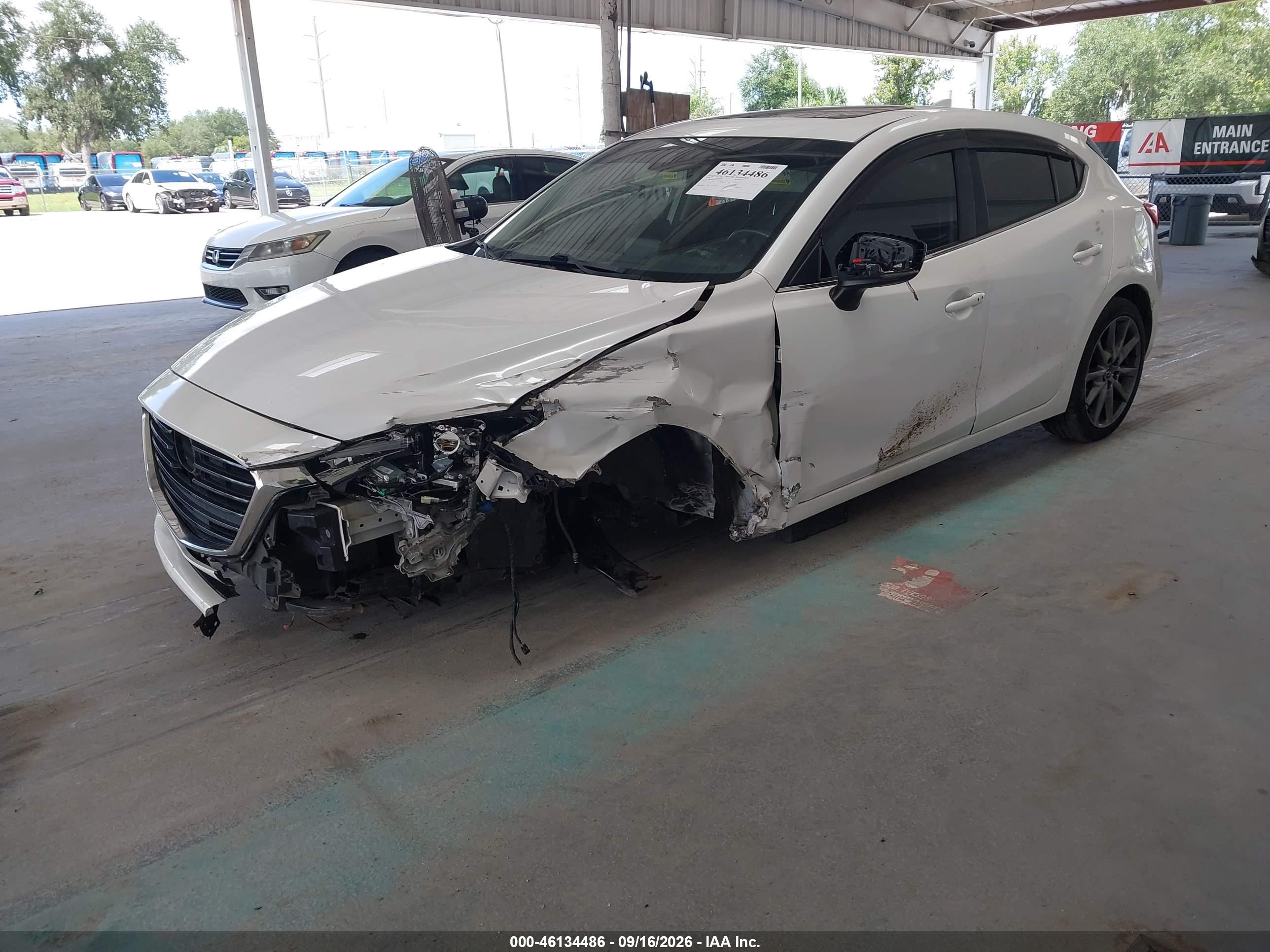 2018 MAZDA MAZDA3 GRAND TOURING — I2