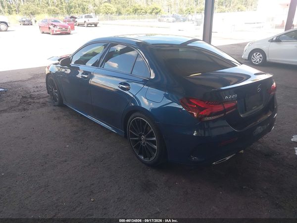 2020 MERCEDES-BENZ A 220 A220 — I3