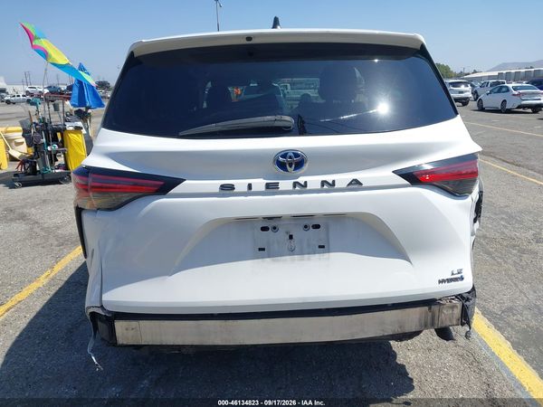 2021 TOYOTA SIENNA LE — I119