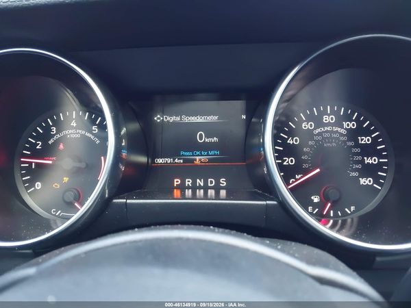 2021 FORD MUSTANG ECOBOOST PREMIUM — I7