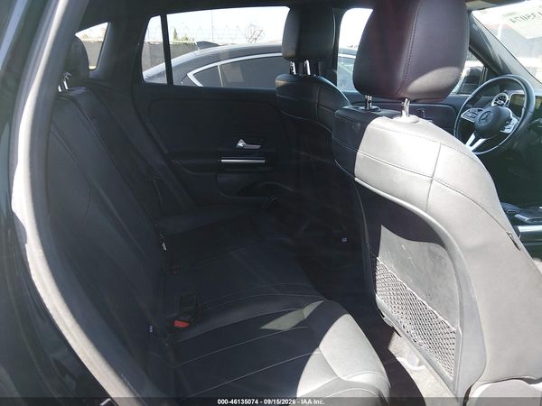 2021 MERCEDES-BENZ GLA 250 GLA250 — I8