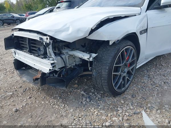 2017 JAGUAR XE 35T R-SPORT — I152