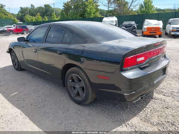 2012 DODGE CHARGER SE — I3