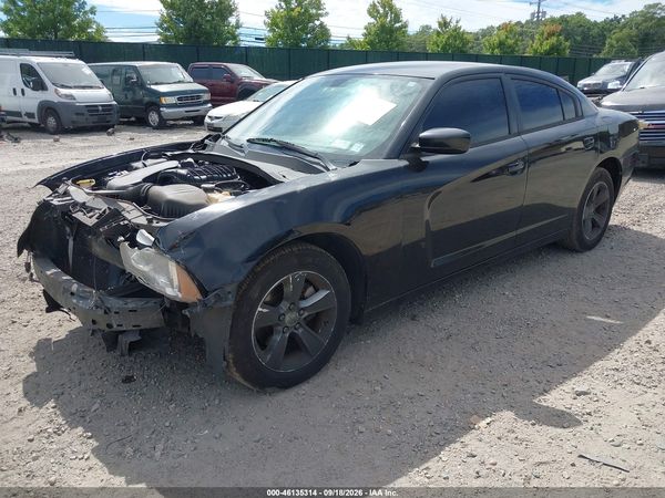 2012 DODGE CHARGER SE — I6
