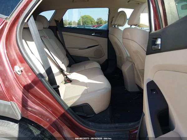 2016 HYUNDAI TUCSON SPORT — I8
