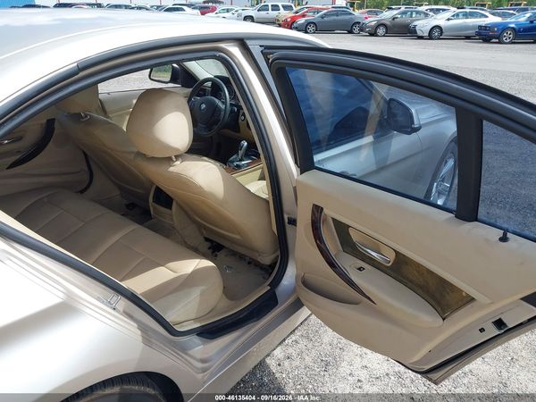 2014 BMW 320I SA — I8