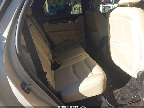 2017 CADILLAC XT5 STANDARD — I8