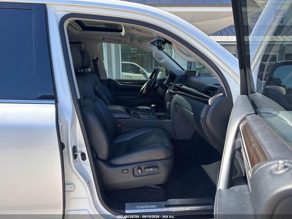 2018 LEXUS LX 570 TWO-ROW — I5