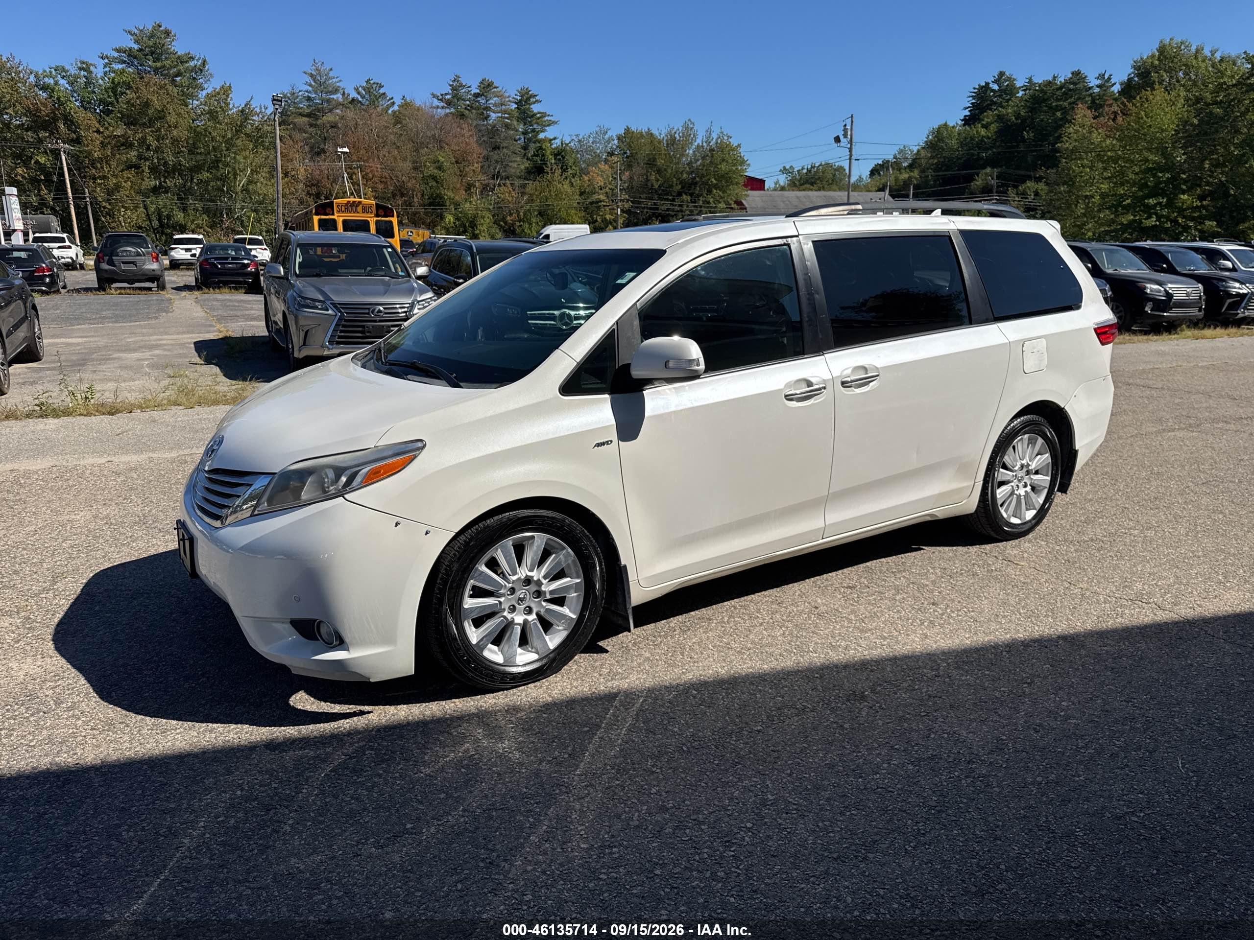2016 TOYOTA SIENNA LIMITED 7 PASSENGER — I2