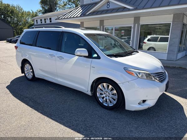 2016 TOYOTA SIENNA LIMITED 7 PASSENGER — I1