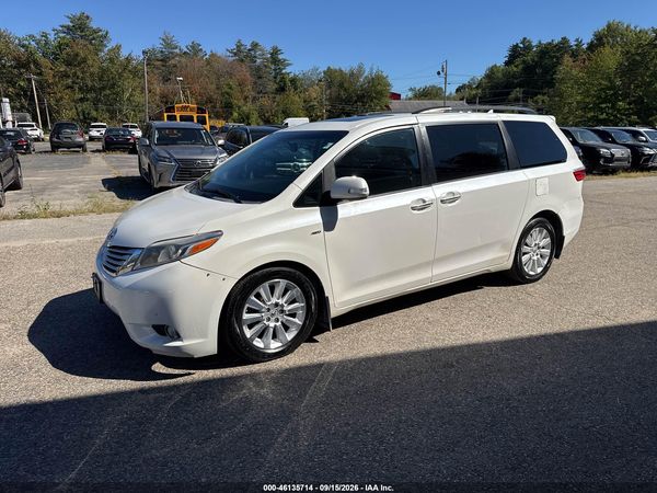 2016 TOYOTA SIENNA — I2