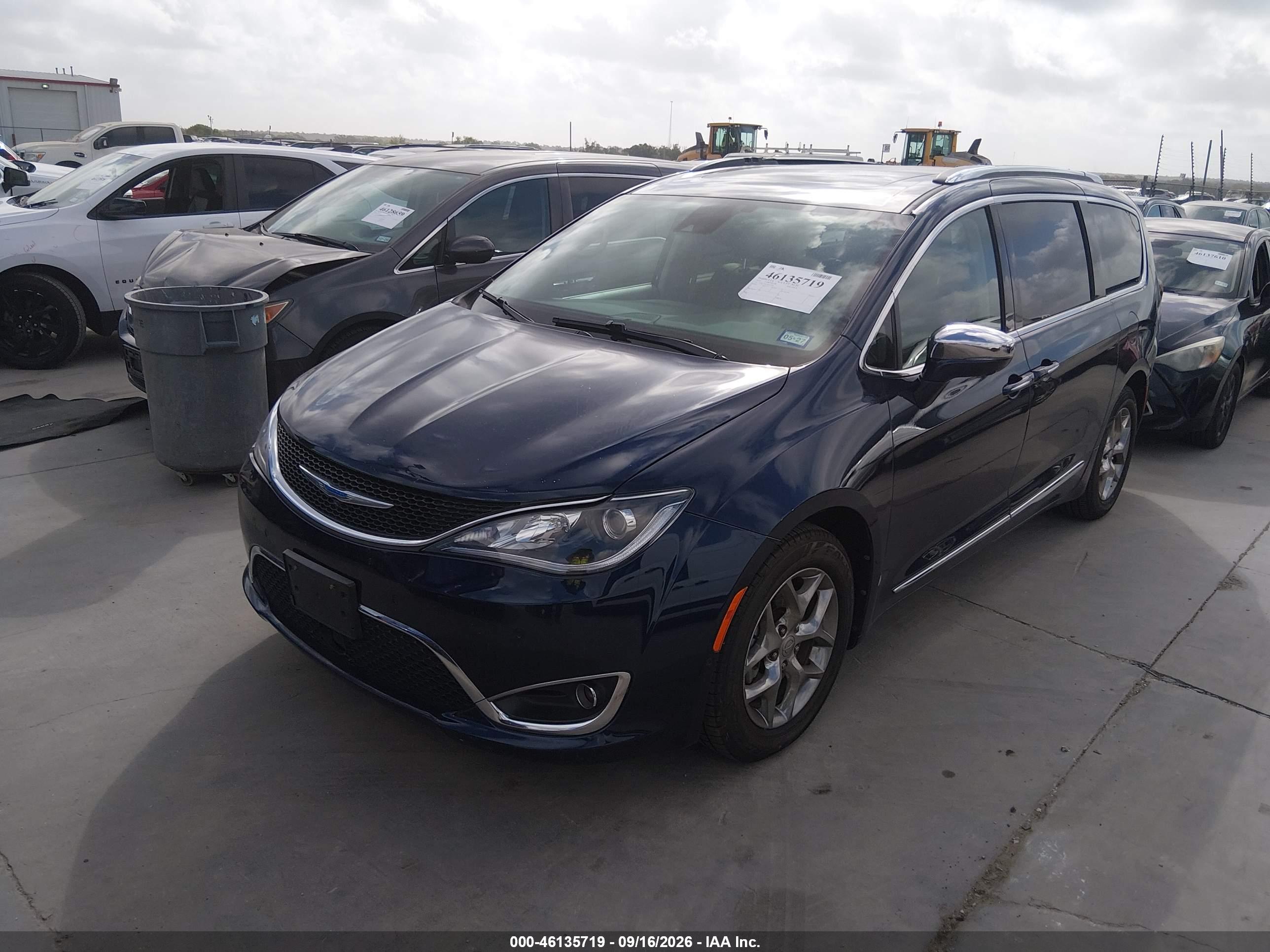 2018 CHRYSLER PACIFICA LIMITED — I2