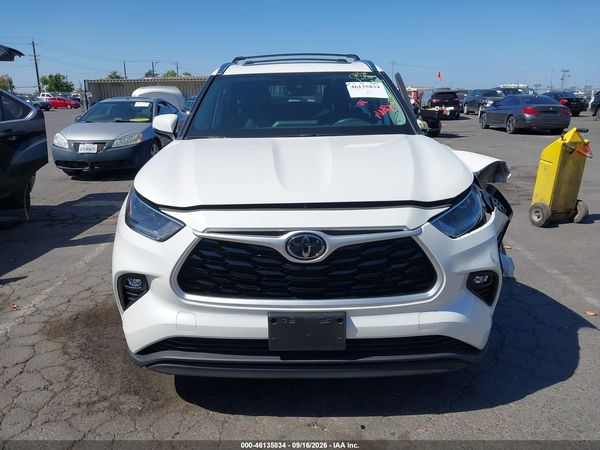 2021 TOYOTA HIGHLANDER XLE — I115