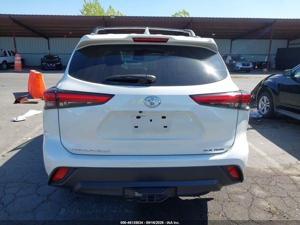 2021 TOYOTA HIGHLANDER XLE — I119