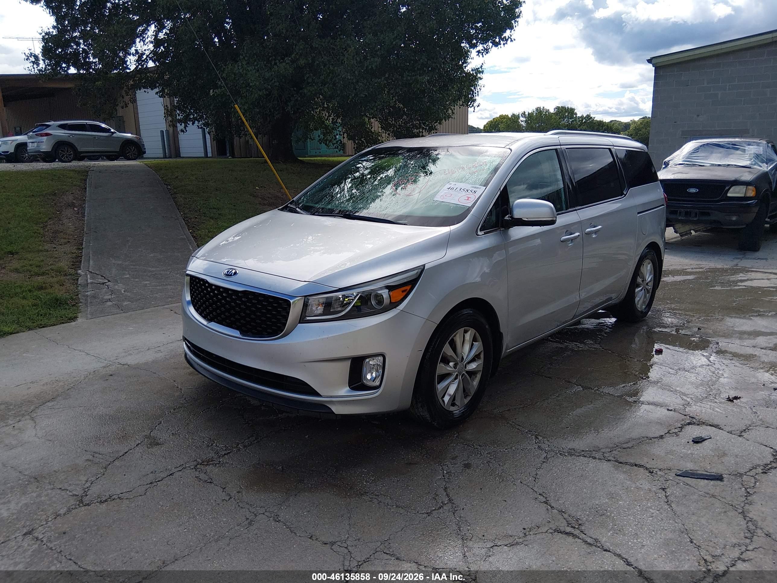 2016 KIA SEDONA EX — I2