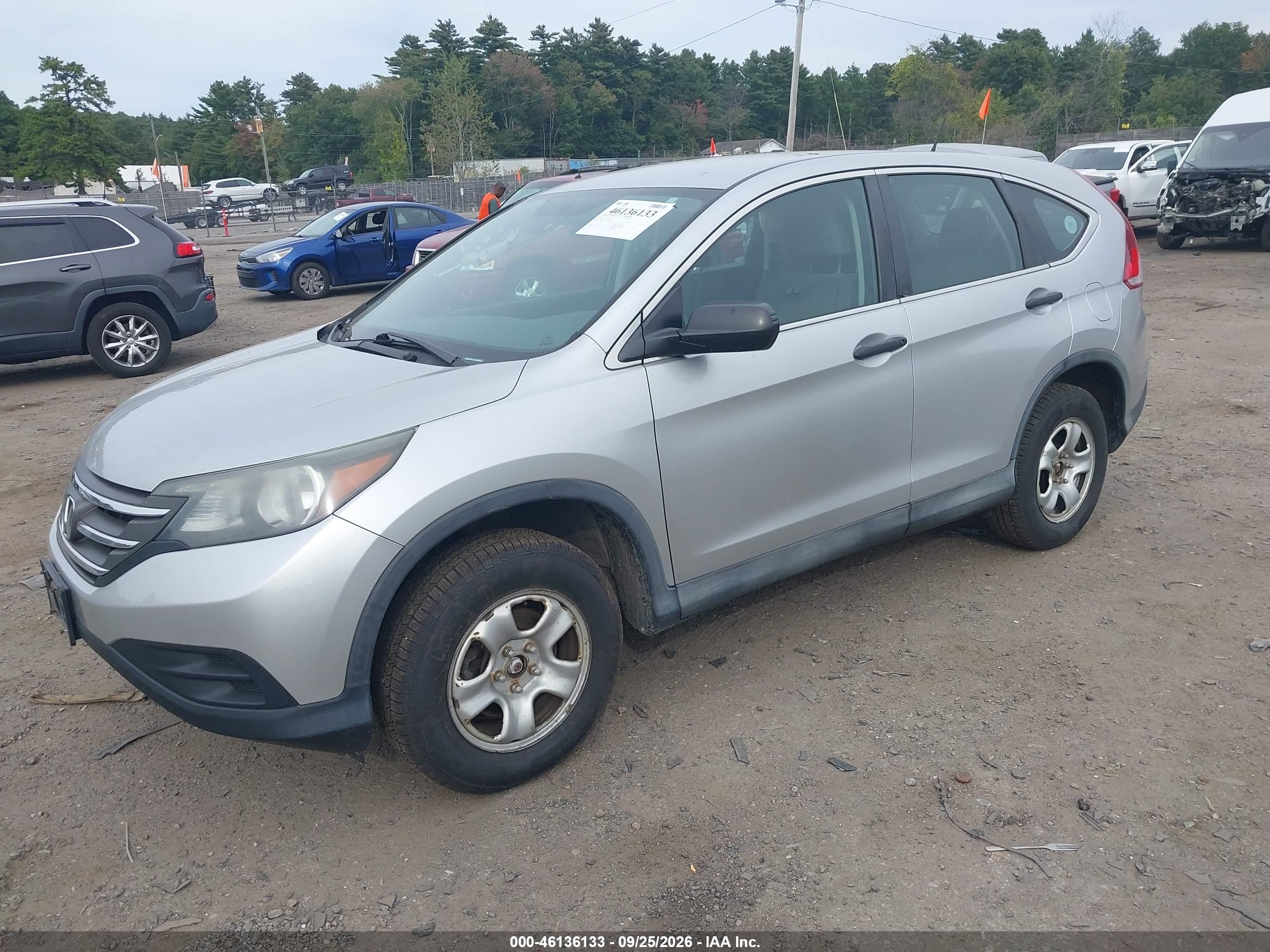 2014 HONDA CR-V LX — I2