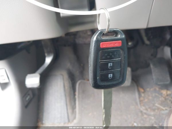 2014 HONDA CR-V LX — I11