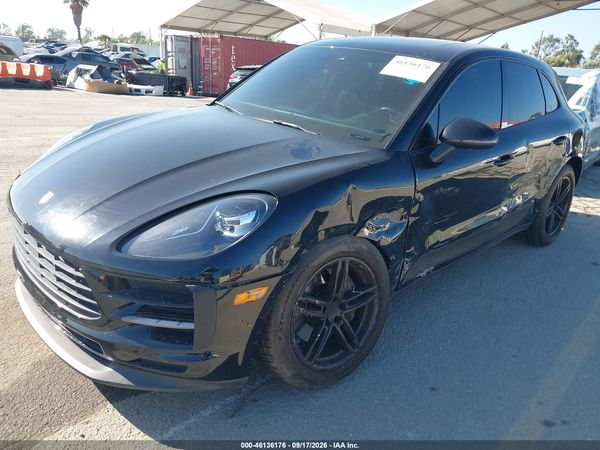 2021 PORSCHE MACAN Base — I6