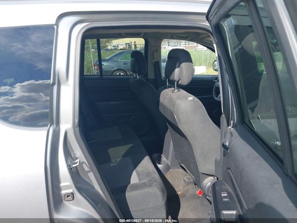 2016 JEEP COMPASS SPORT — I8