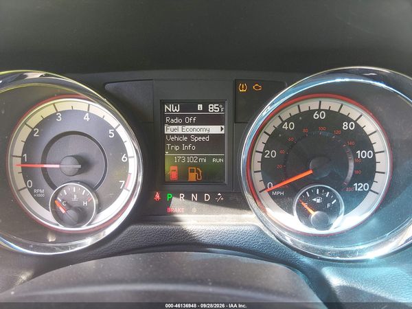2012 DODGE GRAND CARAVAN CREW — I7