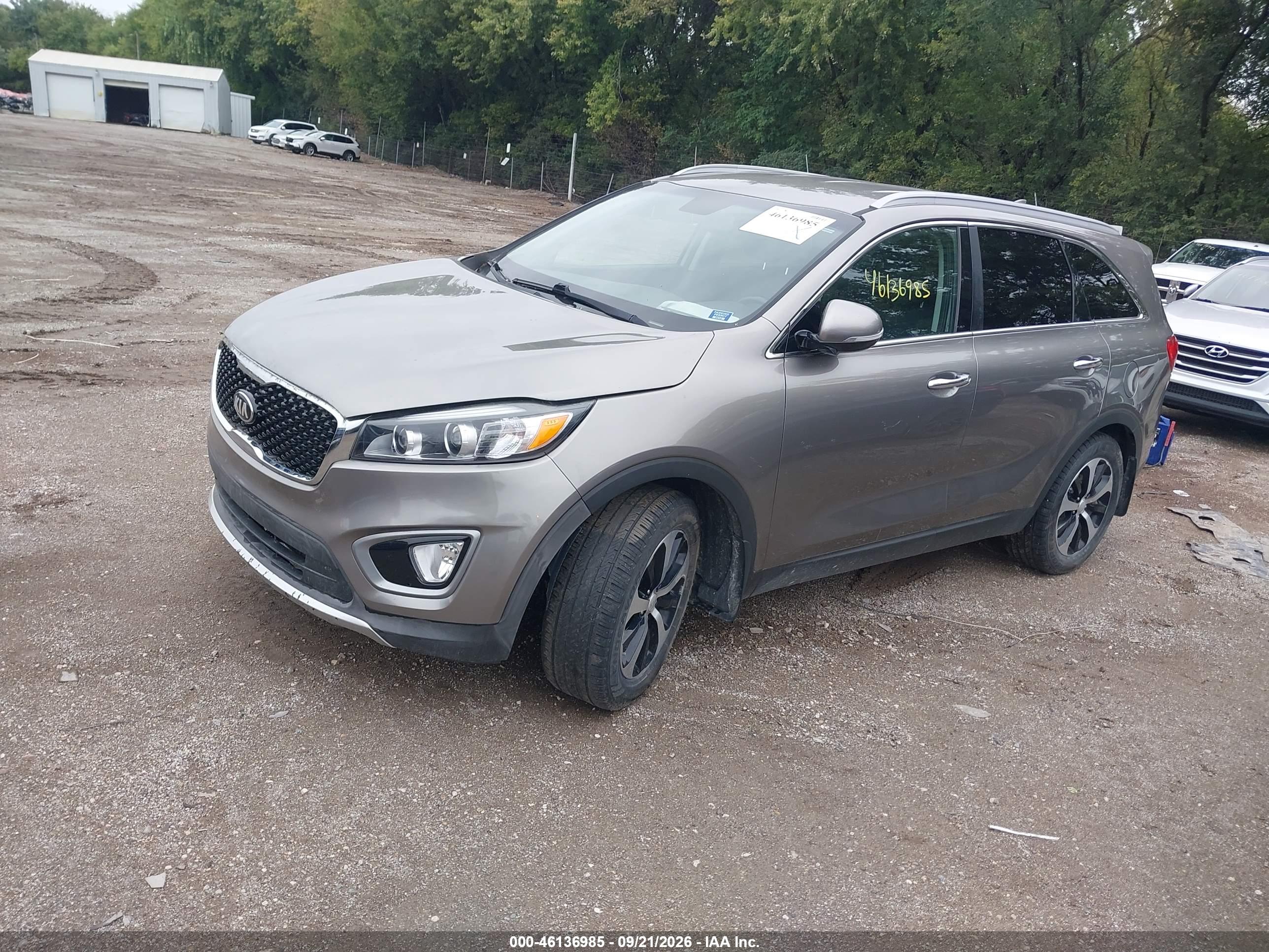 2016 KIA SORENTO 3.3L EX — I2