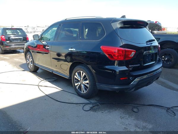 2019 NISSAN PATHFINDER SL — I3