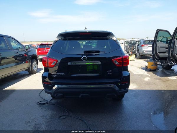 2019 NISSAN PATHFINDER SL — I119