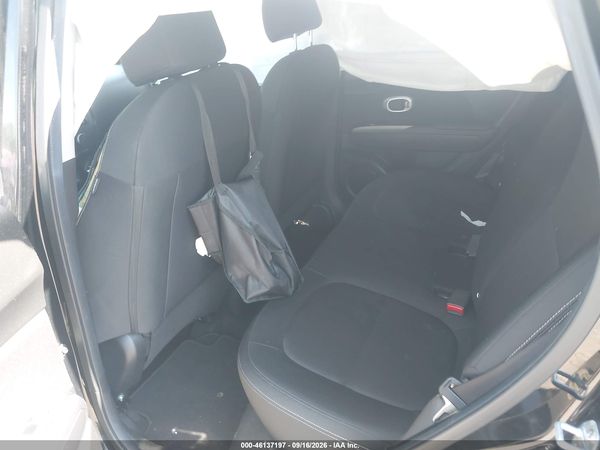 2018 KIA SOUL Base — I8