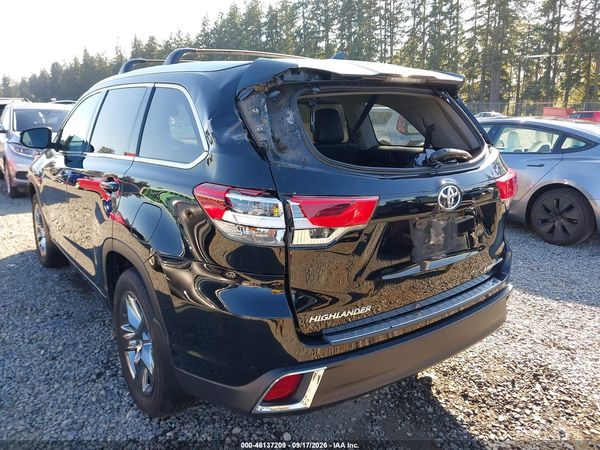 2017 TOYOTA HIGHLANDER LIMITED PLATINUM — I6