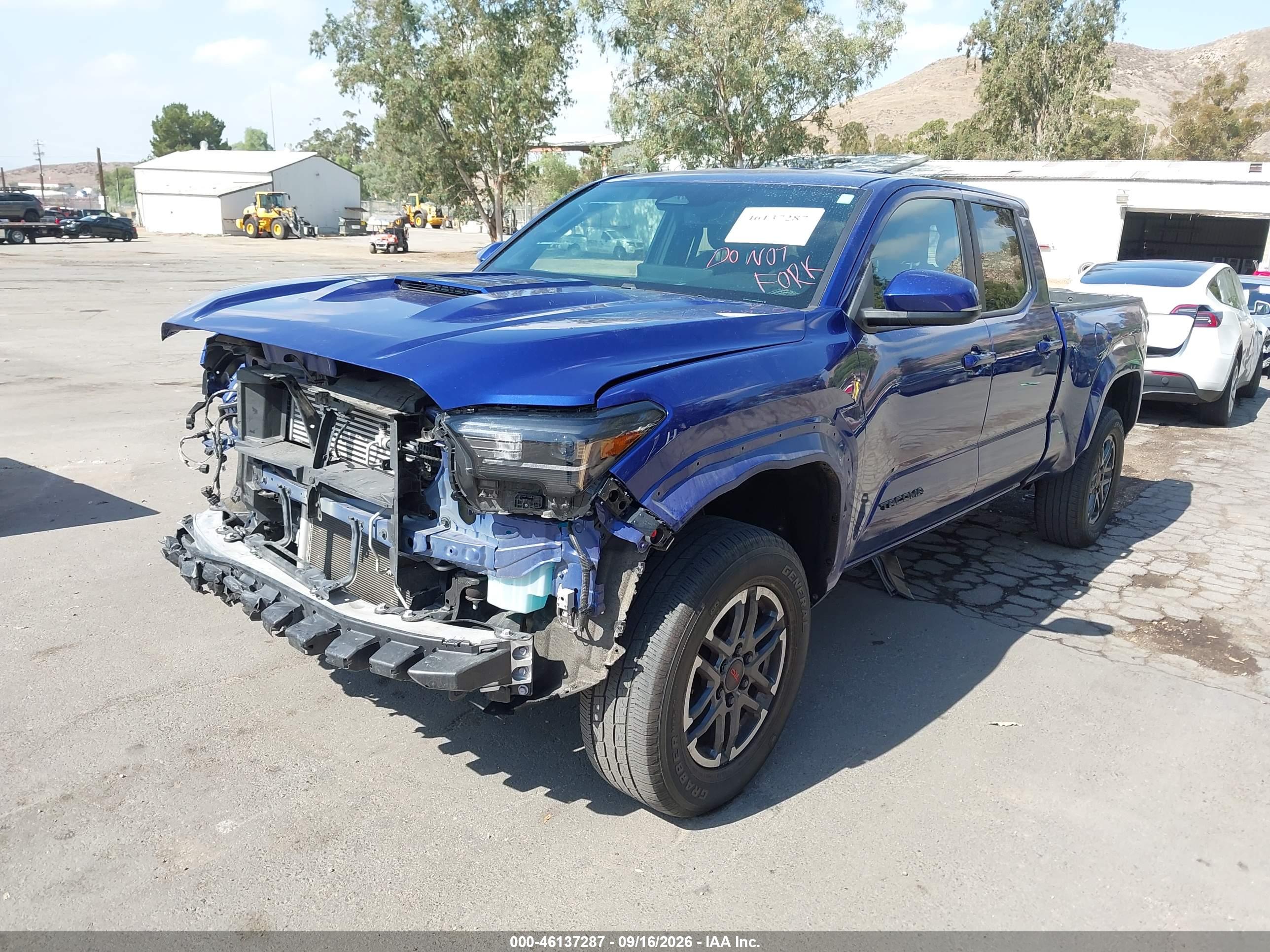 2024 TOYOTA TACOMA TRD SPORT — I2