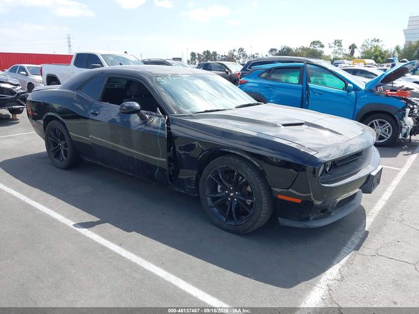 2017 DODGE CHALLENGER R/T — I1