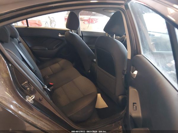 2018 KIA FORTE LX — I8