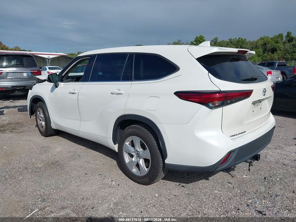 2021 TOYOTA HIGHLANDER L — I3